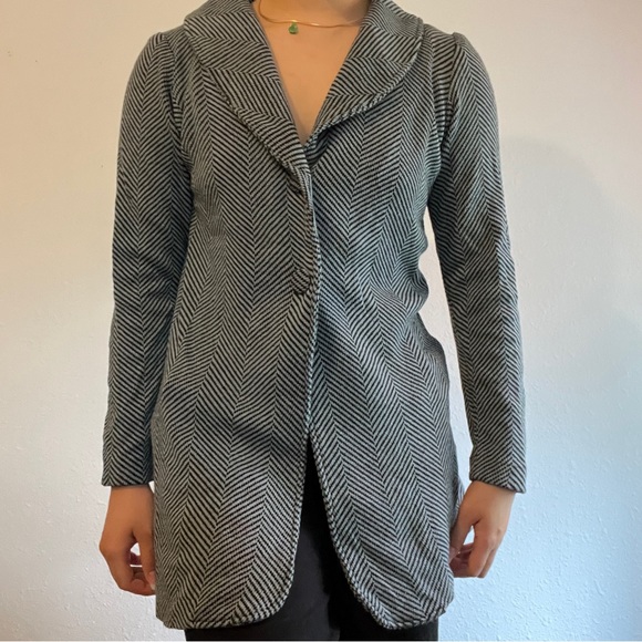 Pattern Jacket - Picture 2 of 6